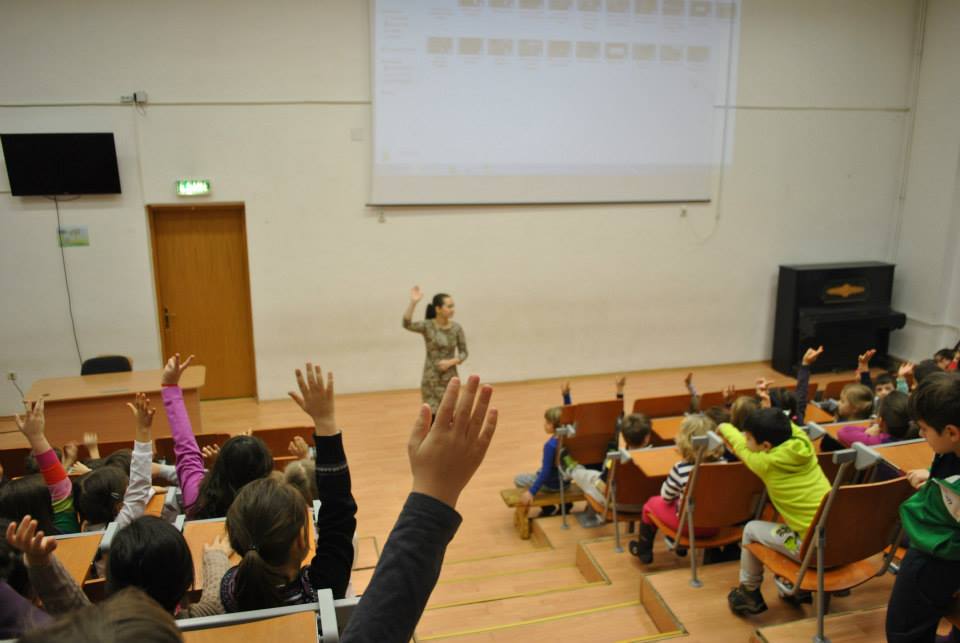 Sala de Festivitati a Scolii Gimnaziale Pia Bratianu