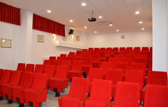 Sala de spectcole a Liceului Teoretic International de Informatica