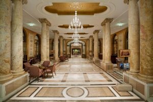 Athenee Palace Hilton Bucharest - Holul principal