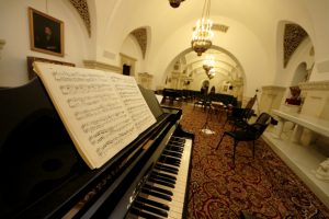 Concert-avanpermiera Kamerata Stradivarius la Palatul Cotroceni