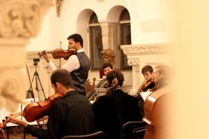 Concert-avanpermiera Kamerata Stradivarius la Palatul Cotroceni