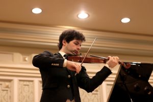 Valentin Serban (Laureat Mihail Jora), recital vioara si pian la Ateneul Roman (Stagiunea de Marti Seara)
