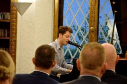 Concertul Prieteniei, concert de la ES Arthur Mattli pentru ES Soren Jensen